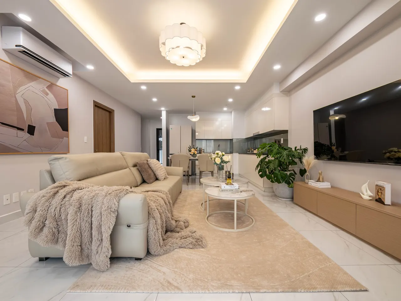 Ảnh thực tế căn A1 – tháp HERA, Gem Park